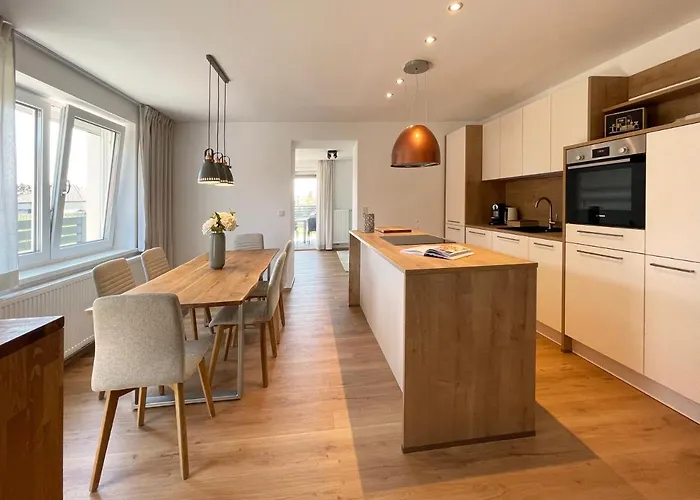 Haderer's - Near Vienna Vakantiehuis Bad Voeslau